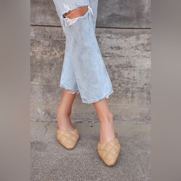 Lulu’s Vallyy Light Nude Quilted Mules size 8 NWOT - Picture 1 of 10